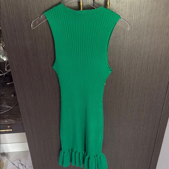 Green Ribbed Ruffle Hem Dress NEW M - Picture 12 of 14